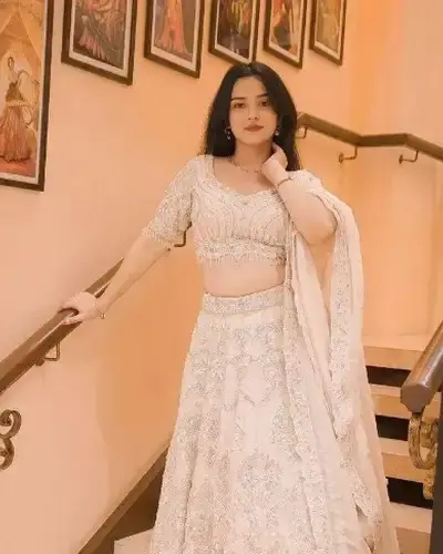 Escort Jalaun